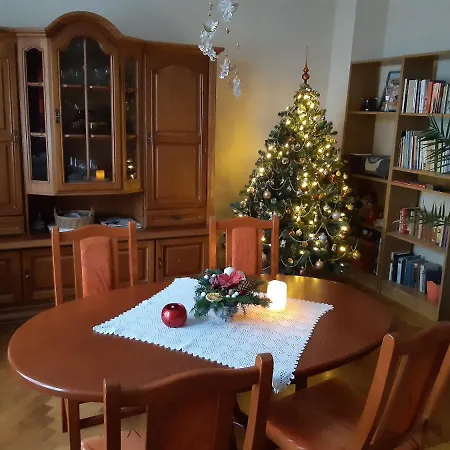 فندق مبيت وإفطار Szalay Veszprém